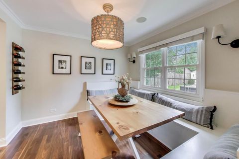 Tiny photo for 833 Fairlawn Avenue, Libertyville, IL 60048 (MLS # 12602467)