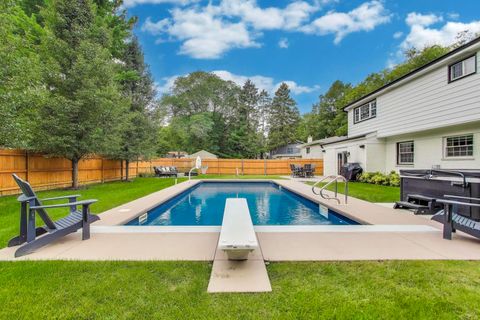 Tiny photo for 833 Fairlawn Avenue, Libertyville, IL 60048 (MLS # 12602467)