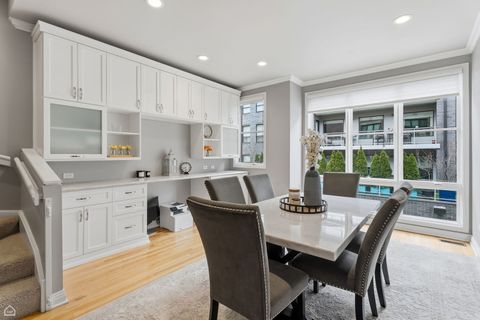 Tiny photo for 2657 N Hermitage Avenue, Chicago, IL 60614 (MLS # 12603014)