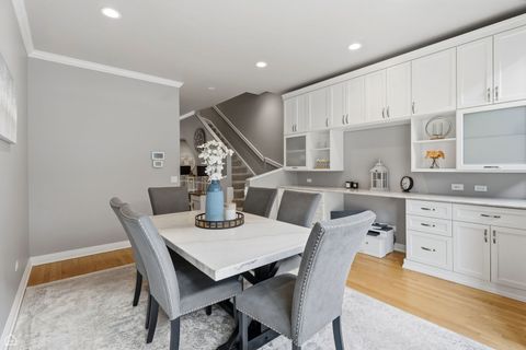 Tiny photo for 2657 N Hermitage Avenue, Chicago, IL 60614 (MLS # 12603014)