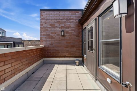 Tiny photo for 2657 N Hermitage Avenue, Chicago, IL 60614 (MLS # 12603014)