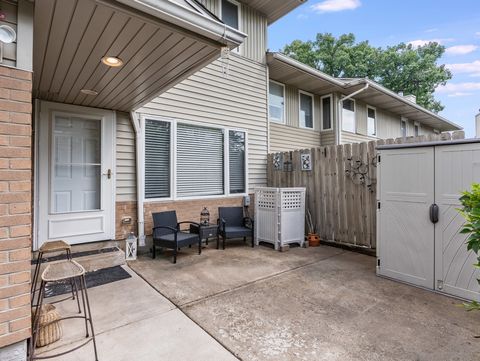 Tiny photo for 471 RIVER BEND Road #107, Naperville, IL 60540 (MLS # 12463771)