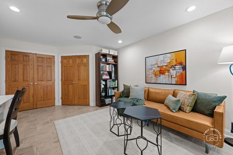 Tiny photo for 1127 Gilbert Avenue #1127, Downers Grove, IL 60515 (MLS # 12638488)