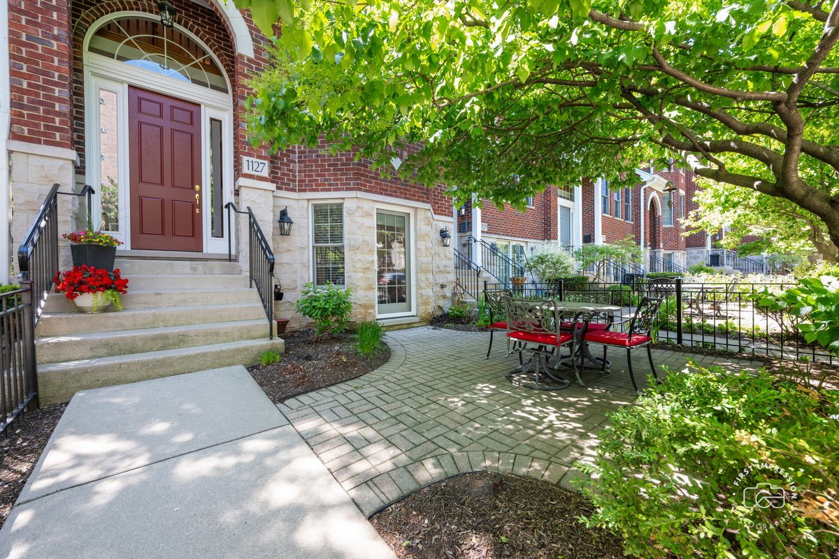 1127 Gilbert Avenue 1127