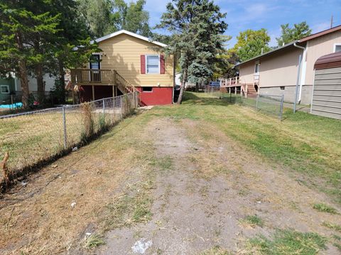 Tiny photo for 1606 Indiana Street, Bloomington, IL 61701 (MLS # 12471052)