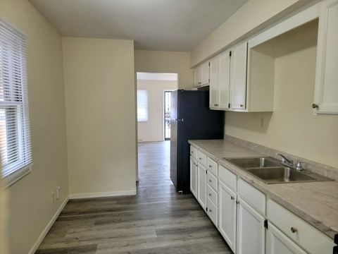 Tiny photo for 1606 Indiana Street, Bloomington, IL 61701 (MLS # 12471052)