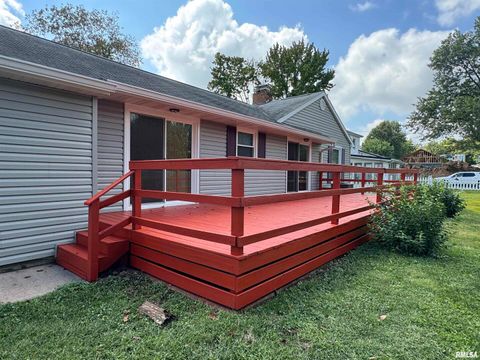 Tiny photo for 7 HOLLY Lane, Flora, IL 62839 (MLS # EB459894)