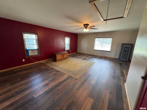 Tiny photo for 7 HOLLY Lane, Flora, IL 62839 (MLS # EB459894)