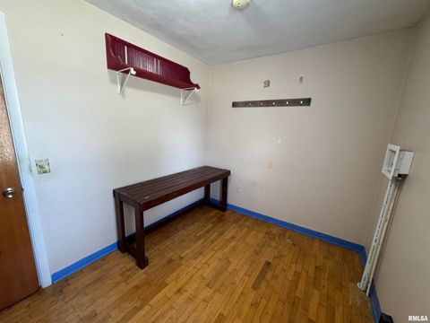 Tiny photo for 7 HOLLY Lane, Flora, IL 62839 (MLS # EB459894)