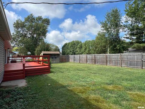 Tiny photo for 7 HOLLY Lane, Flora, IL 62839 (MLS # EB459894)