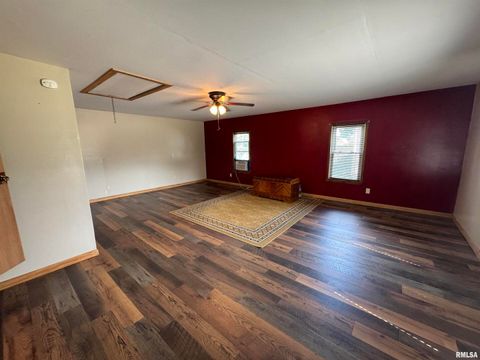 Tiny photo for 7 HOLLY Lane, Flora, IL 62839 (MLS # EB459894)