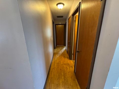 Tiny photo for 7 HOLLY Lane, Flora, IL 62839 (MLS # EB459894)