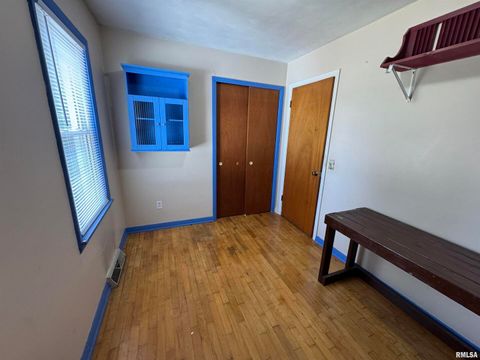 Tiny photo for 7 HOLLY Lane, Flora, IL 62839 (MLS # EB459894)