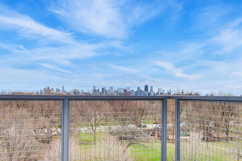 Tiny photo for 1244 N Kedzie Avenue #4, Chicago, IL 60651 (MLS # 12611854)