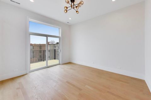 Tiny photo for 1244 N Kedzie Avenue #4, Chicago, IL 60651 (MLS # 12611854)