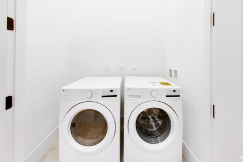 Tiny photo for 1244 N Kedzie Avenue #4, Chicago, IL 60651 (MLS # 12611854)