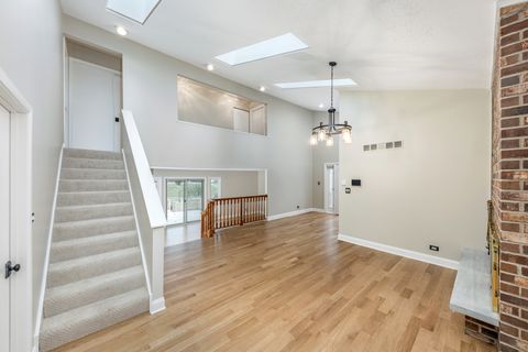 Tiny photo for 2010 Carriage Hill Road, Lisle, IL 60532 (MLS # 12574575)