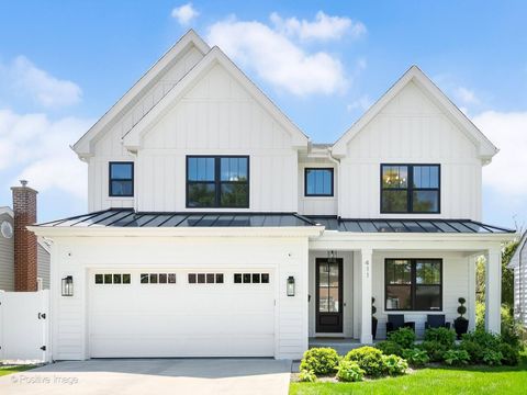 Photo of 411 Chicago Avenue, Downers Grove, IL 60515 (MLS # 12653502)