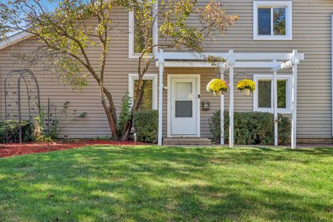Tiny photo for 1129 Sausalito Court, Bartlett, IL 60103 (MLS # 12488901)