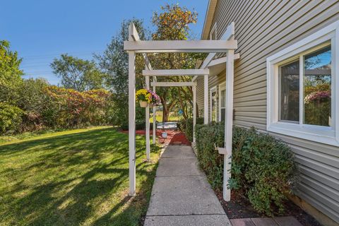 Tiny photo for 1129 Sausalito Court, Bartlett, IL 60103 (MLS # 12488901)