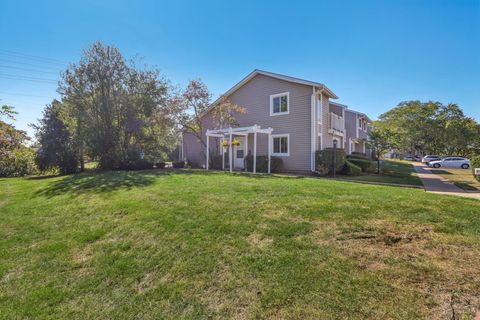 Tiny photo for 1129 Sausalito Court, Bartlett, IL 60103 (MLS # 12488901)