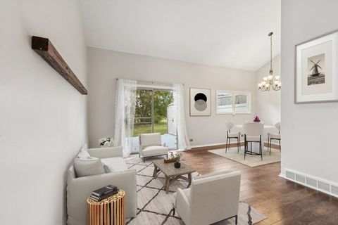 Tiny photo for 1129 Sausalito Court, Bartlett, IL 60103 (MLS # 12488901)