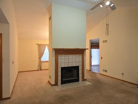 Tiny photo for 1122 S WELLS Street, Sandwich, IL 60548 (MLS # 12506075)