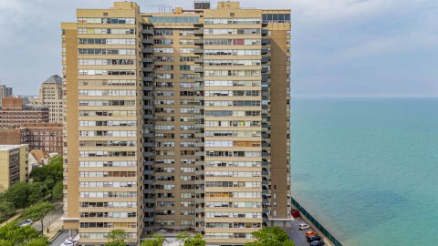 Photo of 6301 N SHERIDAN Road #16C, Chicago, IL 60660 (MLS # 12757685)