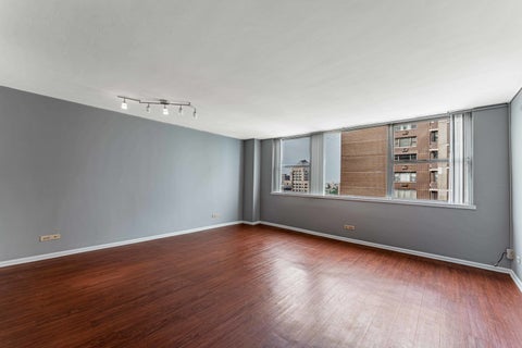 Tiny photo for 6301 N SHERIDAN Road #16C, Chicago, IL 60660 (MLS # 12757685)