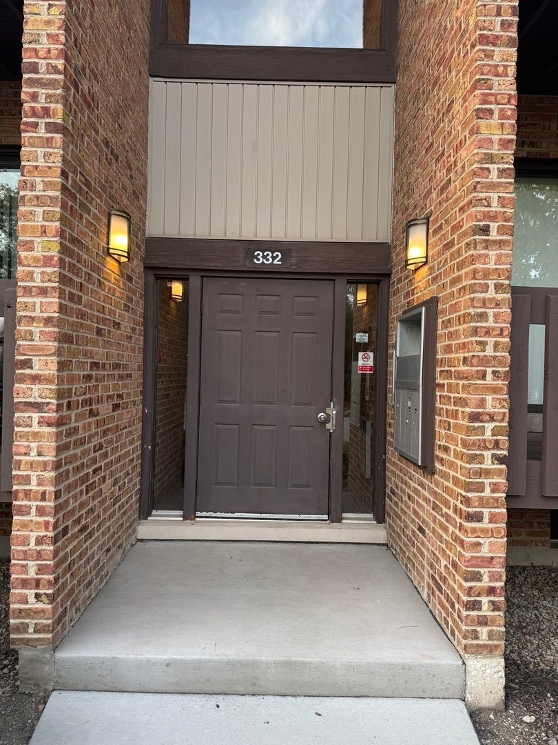 332 Sheridan Drive 1C