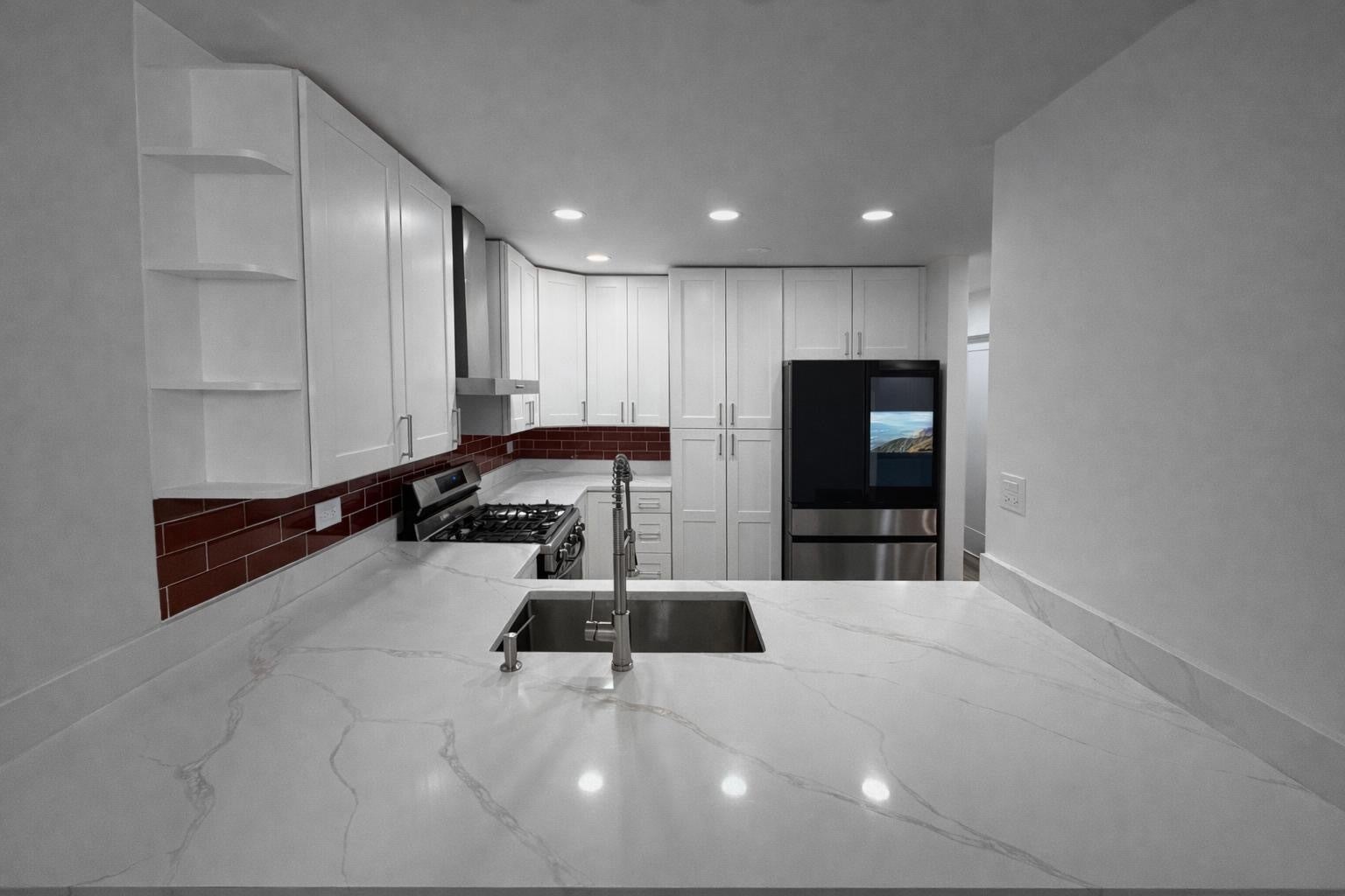 332 Sheridan Drive 1C