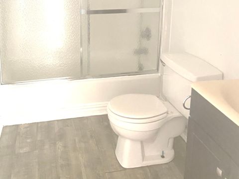 Tiny photo for 238 W 31ST Street #2E, Chicago, IL 60616 (MLS # 12535676)