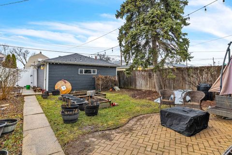 Tiny photo for 5628 N KARLOV Avenue, Chicago, IL 60646 (MLS # 12545477)