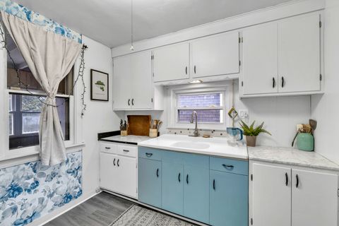 Tiny photo for 5628 N KARLOV Avenue, Chicago, IL 60646 (MLS # 12545477)