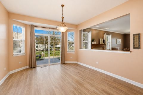 Tiny photo for 21450 Lake St Clair Drive, Crest Hill, IL 60403 (MLS # 12598819)