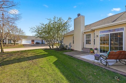 Tiny photo for 21450 Lake St Clair Drive, Crest Hill, IL 60403 (MLS # 12598819)