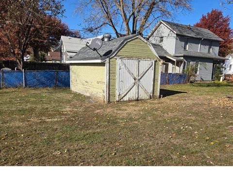 Tiny photo for 1701 W 8TH Street, Davenport, IA 52802 (MLS # QC4269599)
