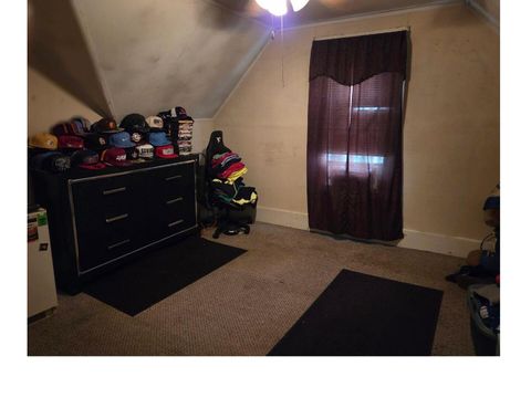 Tiny photo for 1701 W 8TH Street, Davenport, IA 52802 (MLS # QC4269599)