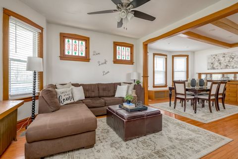 Tiny photo for 9439 Congress Park Avenue, Brookfield, IL 60513 (MLS # 12616137)