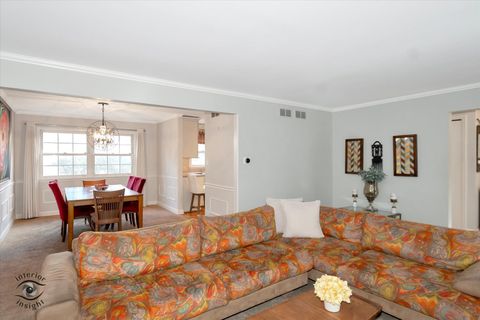 Tiny photo for 19126 Pierce Avenue, Homewood, IL 60430 (MLS # 12410843)