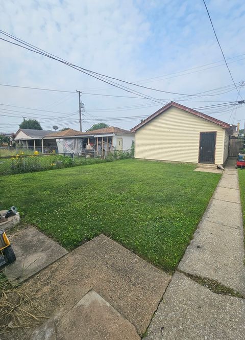 Tiny photo for 5330 S California Avenue, Chicago, IL 60632 (MLS # 12494937)