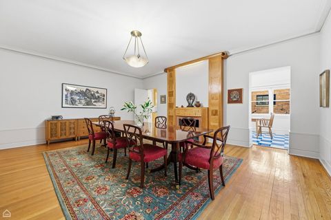 Tiny photo for 4933 S Woodlawn Avenue, Chicago, IL 60615 (MLS # 12540892)