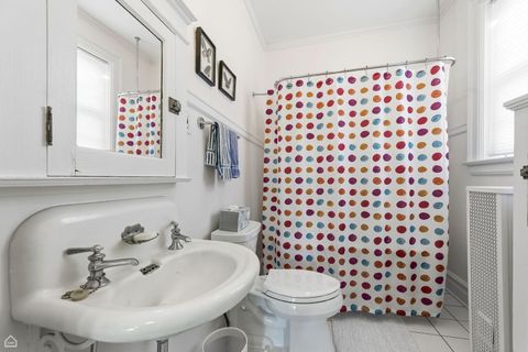 Tiny photo for 4933 S Woodlawn Avenue, Chicago, IL 60615 (MLS # 12540892)