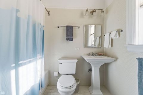 Tiny photo for 4933 S Woodlawn Avenue, Chicago, IL 60615 (MLS # 12540892)