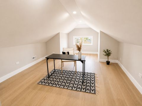 Tiny photo for 7611 S Ridgeland Avenue, Chicago, IL 60649 (MLS # 12657219)