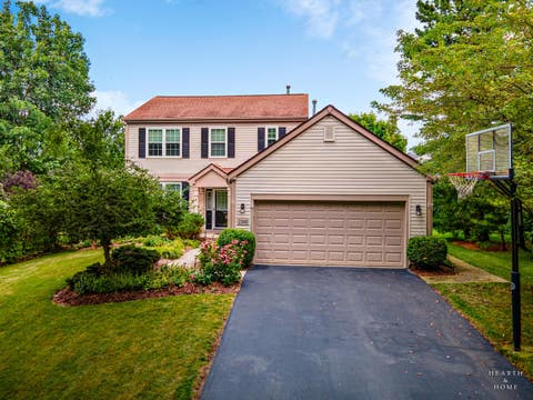 Photo of Carpentersville, IL 60110 (MLS # 12711555)