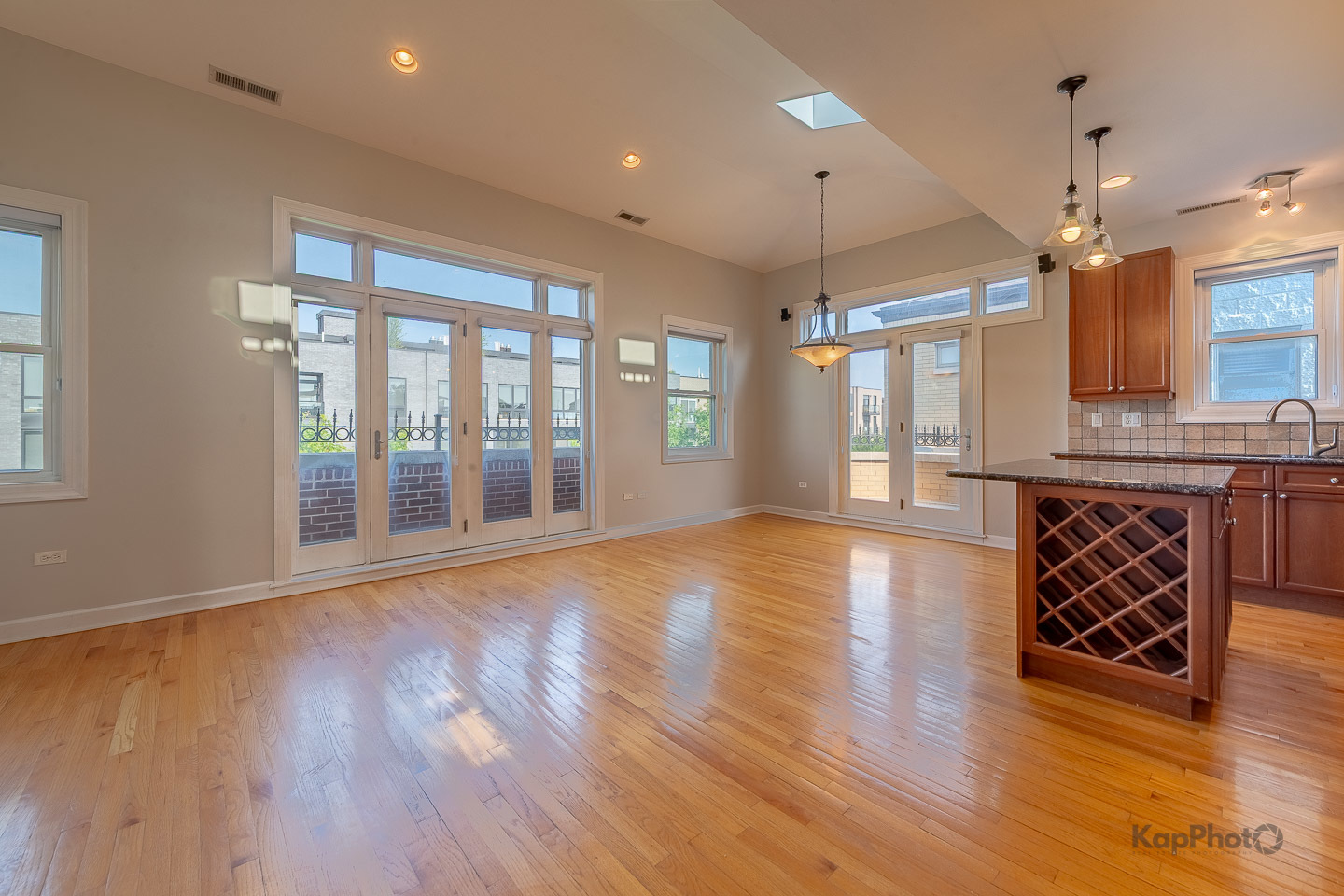 3454 N Ashland Avenue 4S