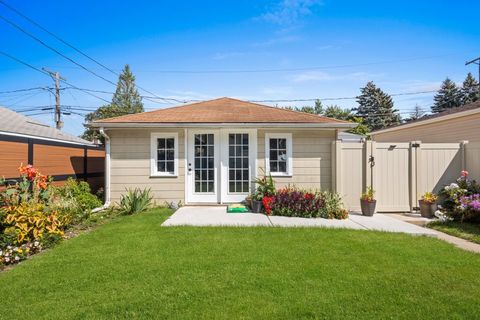 Tiny photo for 2637 N 73rd Court, Elmwood Park, IL 60707 (MLS # 12469004)