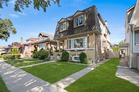 Tiny photo for 2637 N 73rd Court, Elmwood Park, IL 60707 (MLS # 12469004)