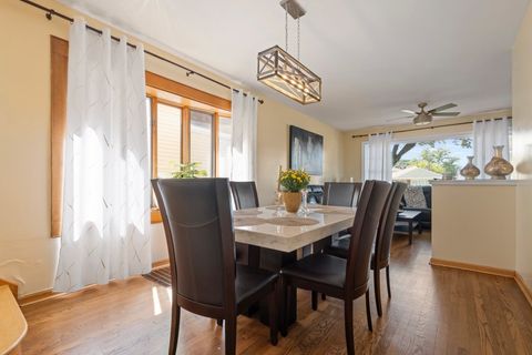 Tiny photo for 2637 N 73rd Court, Elmwood Park, IL 60707 (MLS # 12469004)